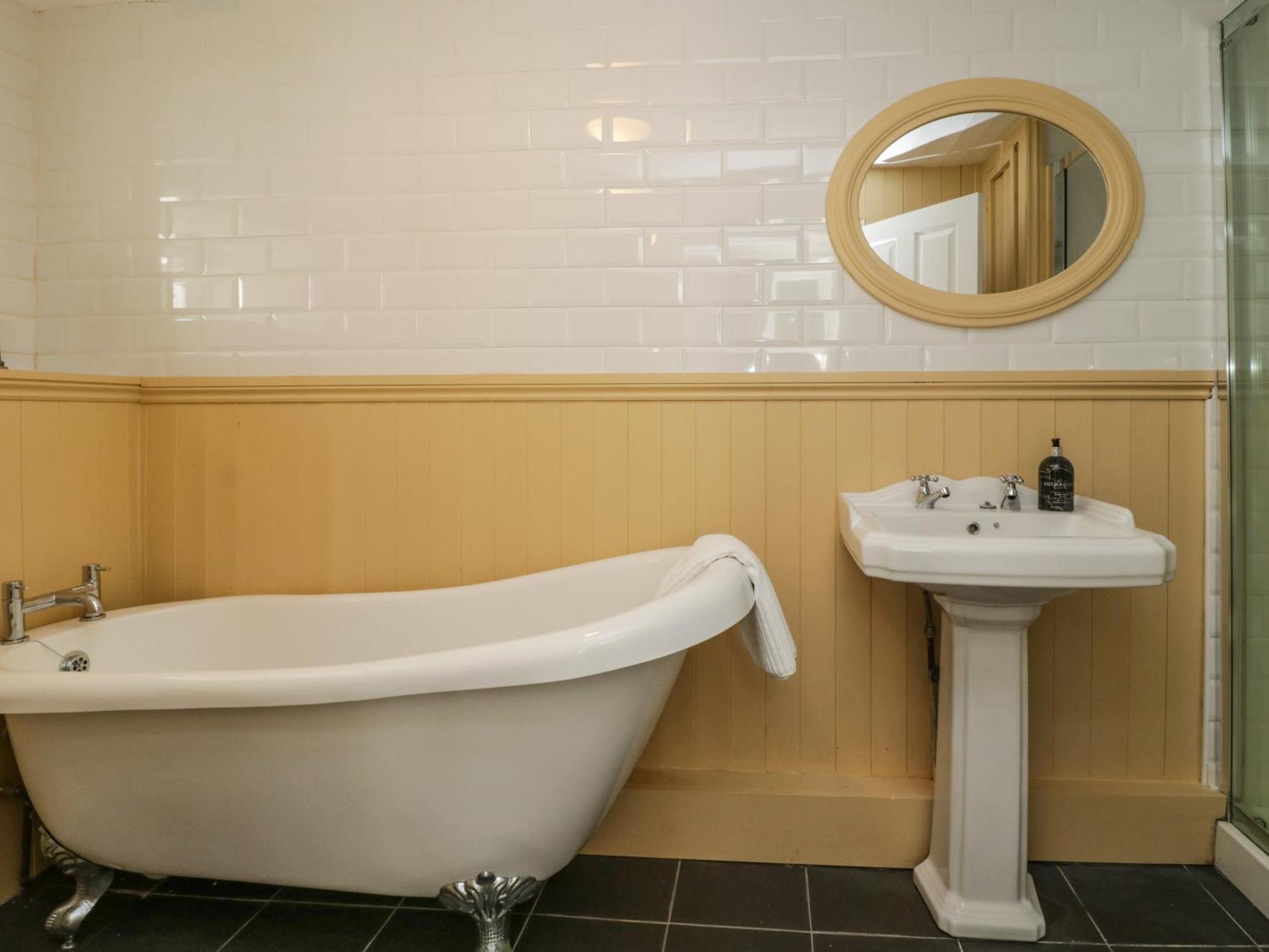 The Coach House Apartment Dawlish